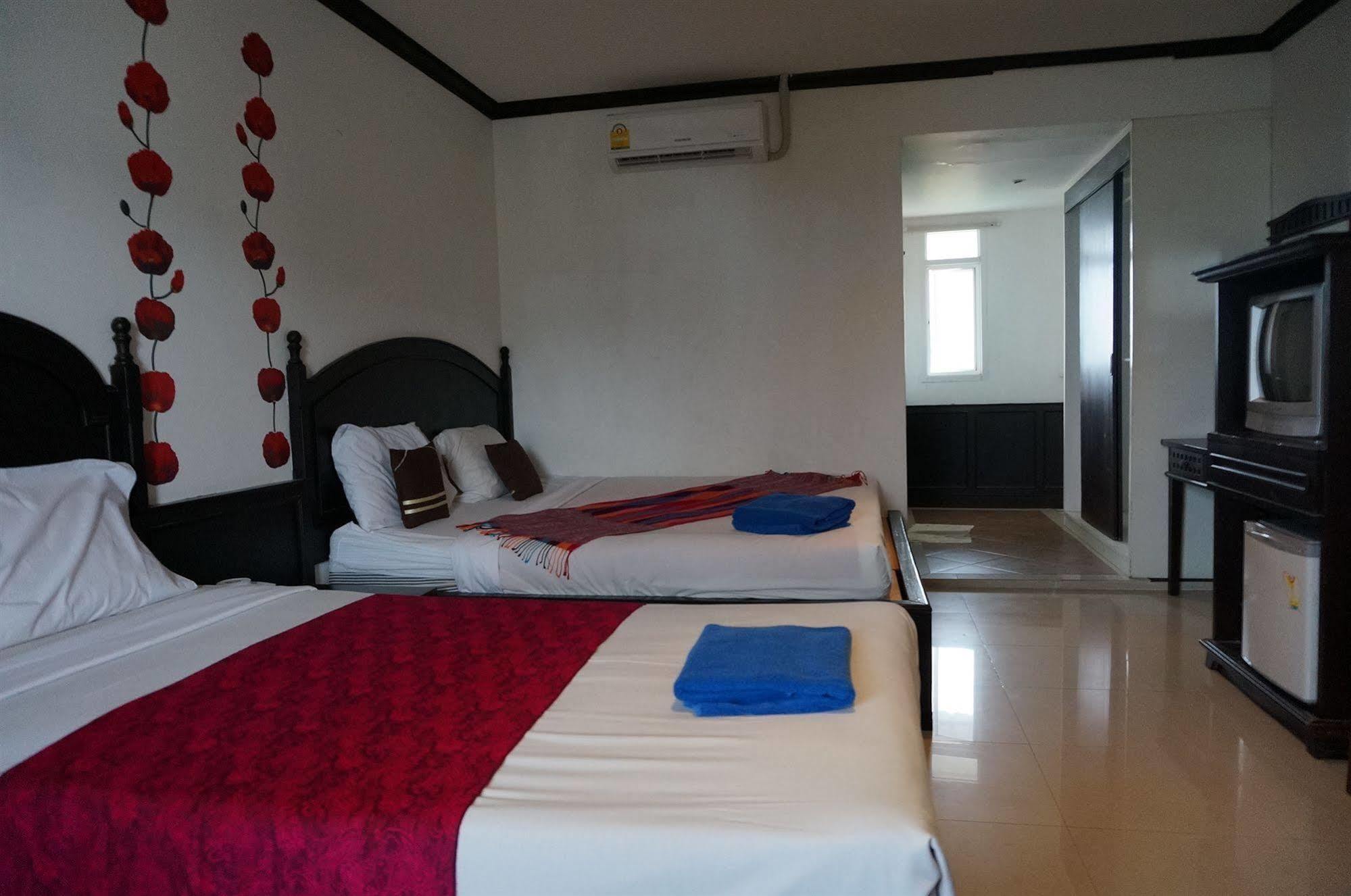 Sand Inn Hotel HHQ Buitenkant foto